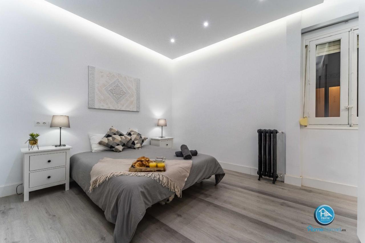 Modern Boutique Stay In The Heart Of มาดริด ภายนอก รูปภาพ